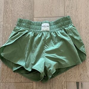 Aerie Offline Women's Shorts Green Medium